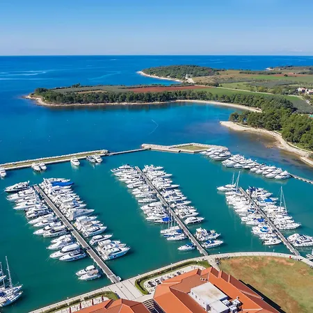 Valero By Interhome * Karpinjan